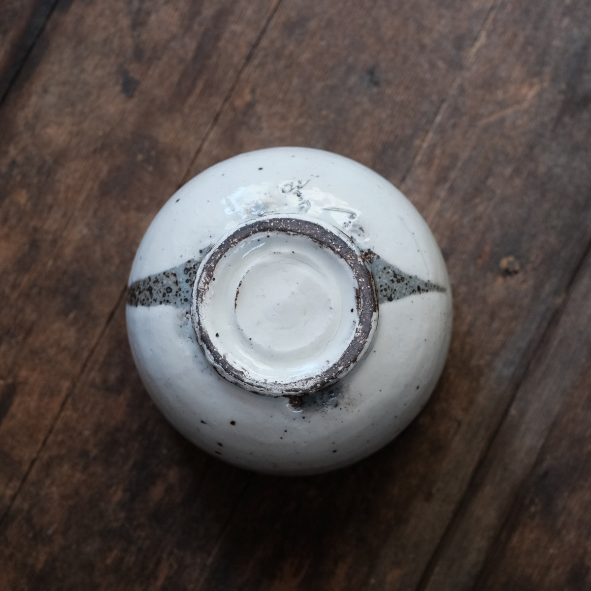 Teabowl, Deombeong White