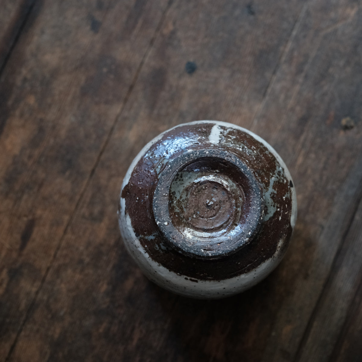 Teabowl, Deombeong White