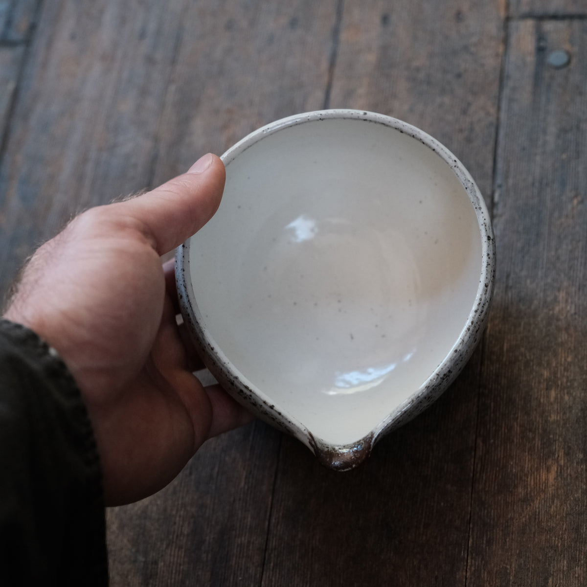 Small Pouring Bowl, Sugu