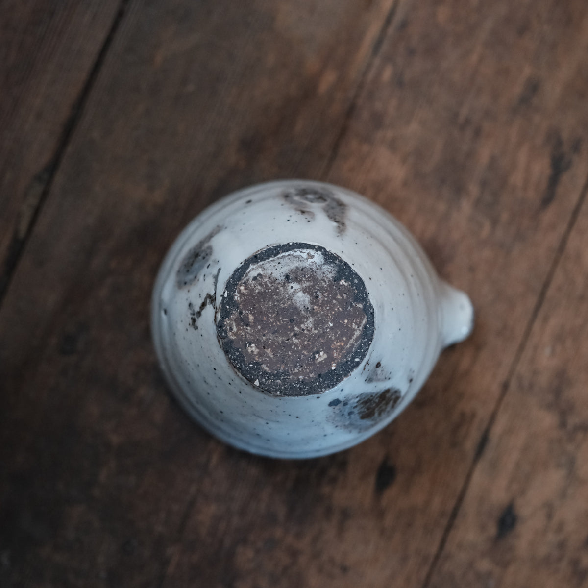 Tea Pourer, Sugu