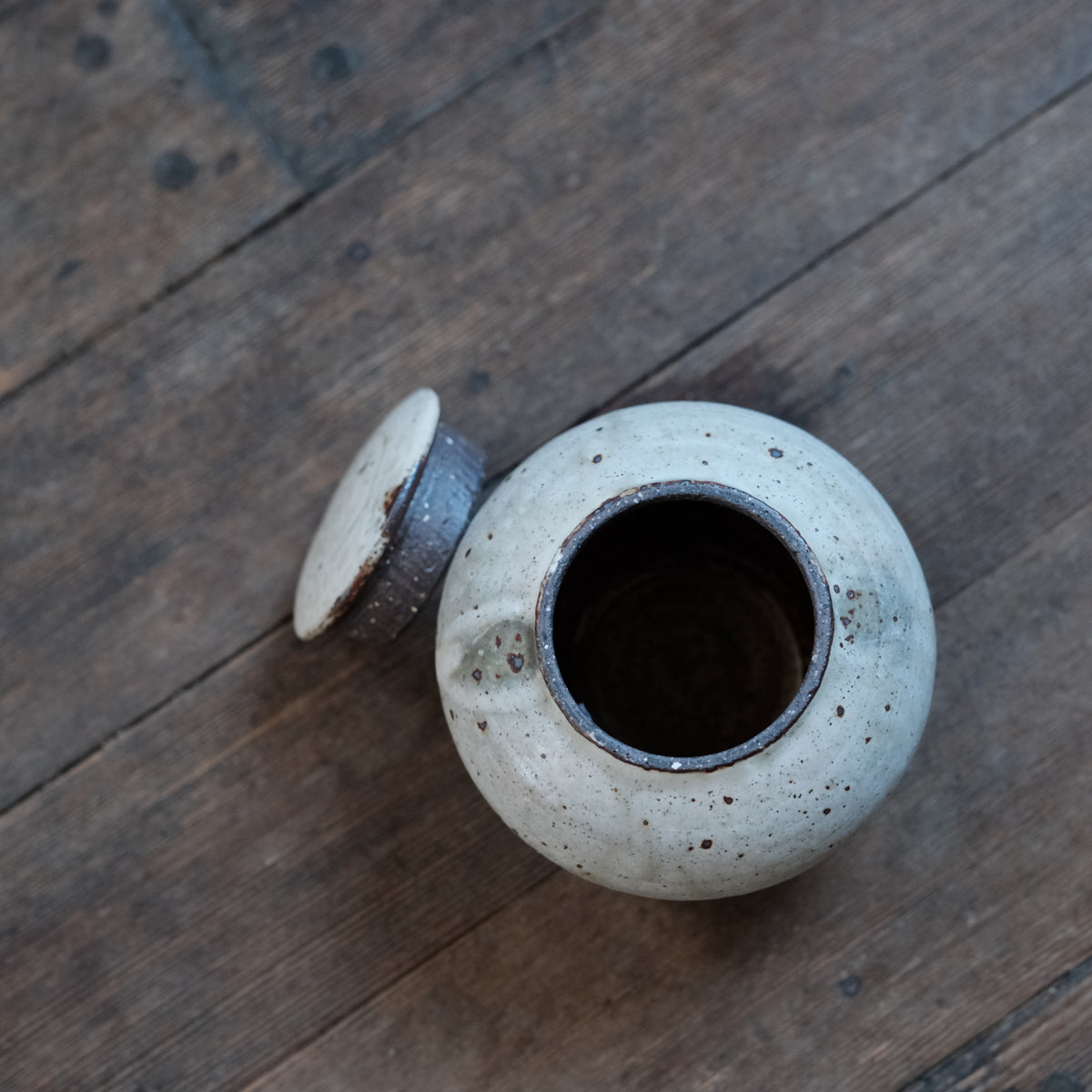 Tea Storage Jar, Da-Ho, Medium