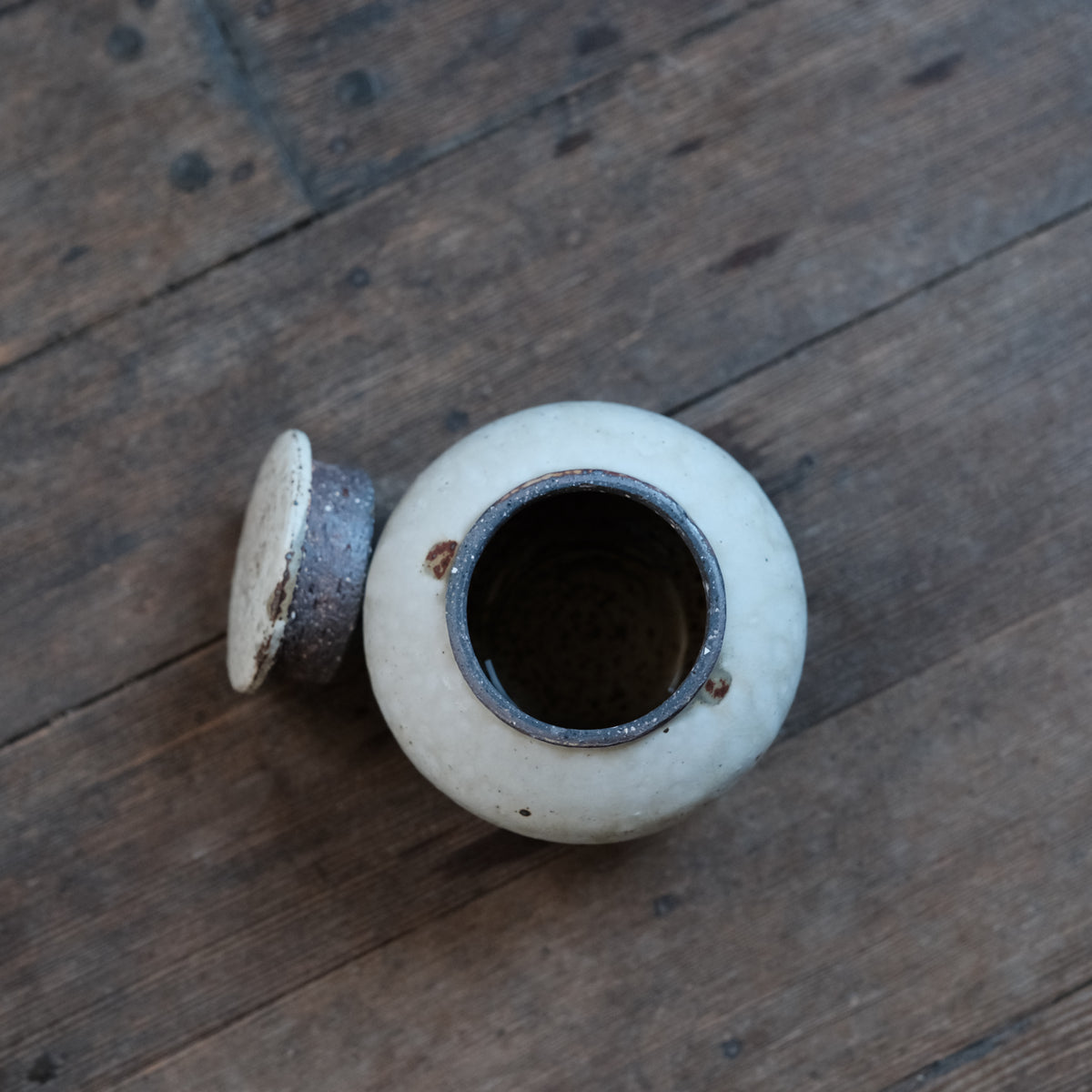 Tea Storage Jar, Da-Ho, Medium
