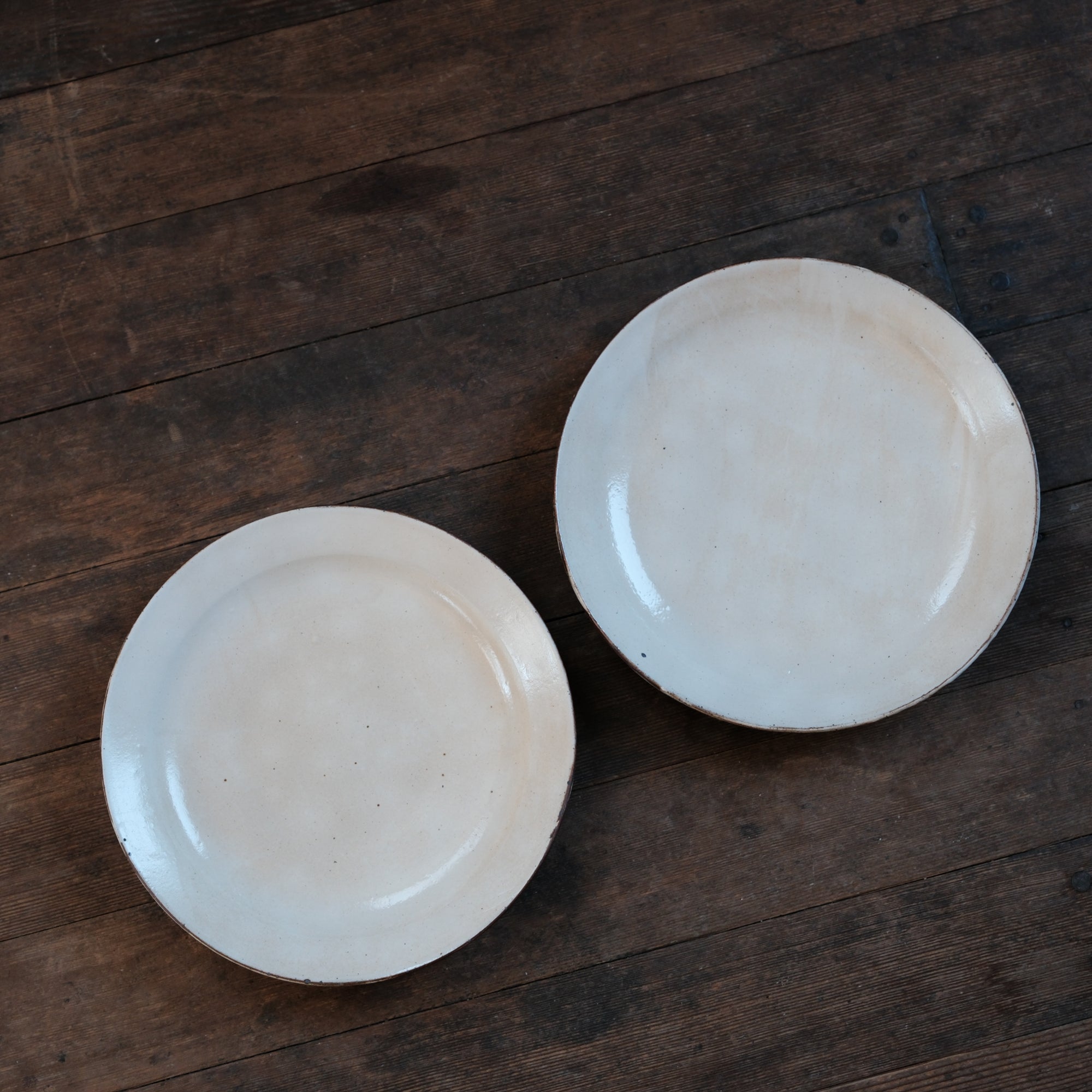 Plates, Straw Ash, Set of Two