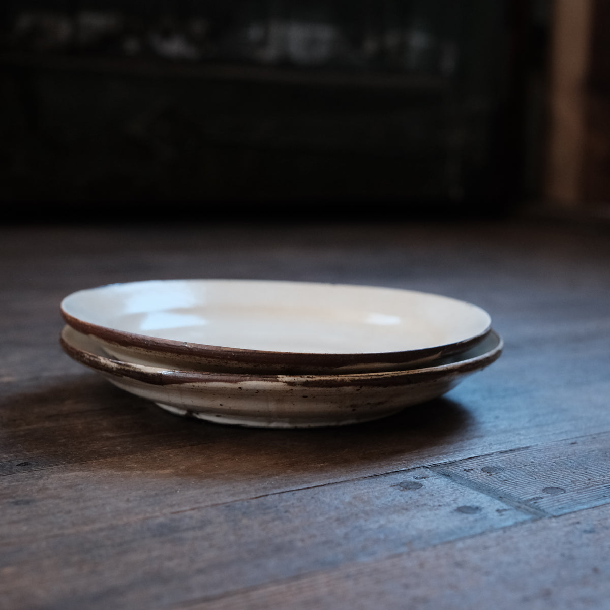 Plates, Straw Ash, Set of Two